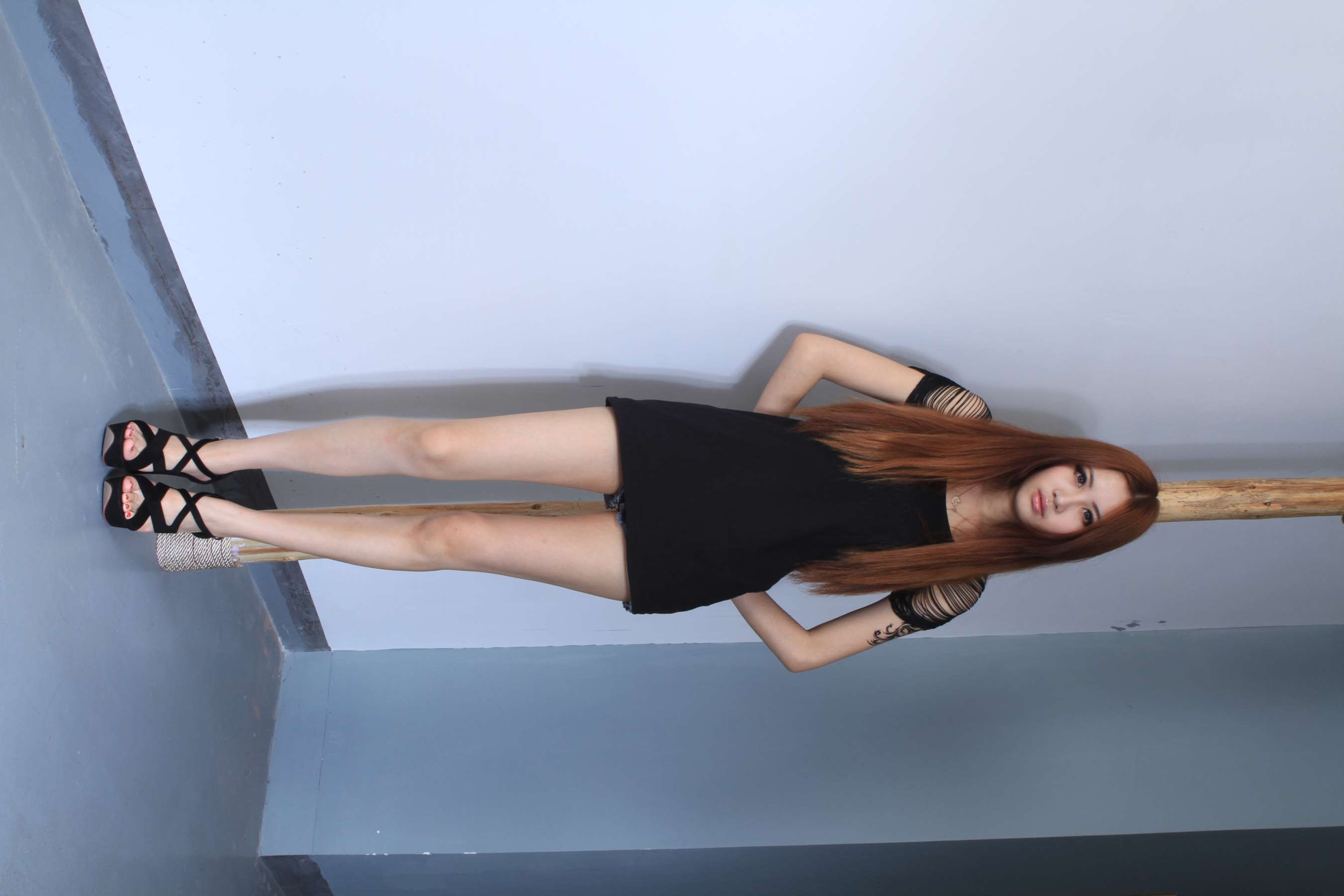 《小玉 高跟の嫩足》作品图