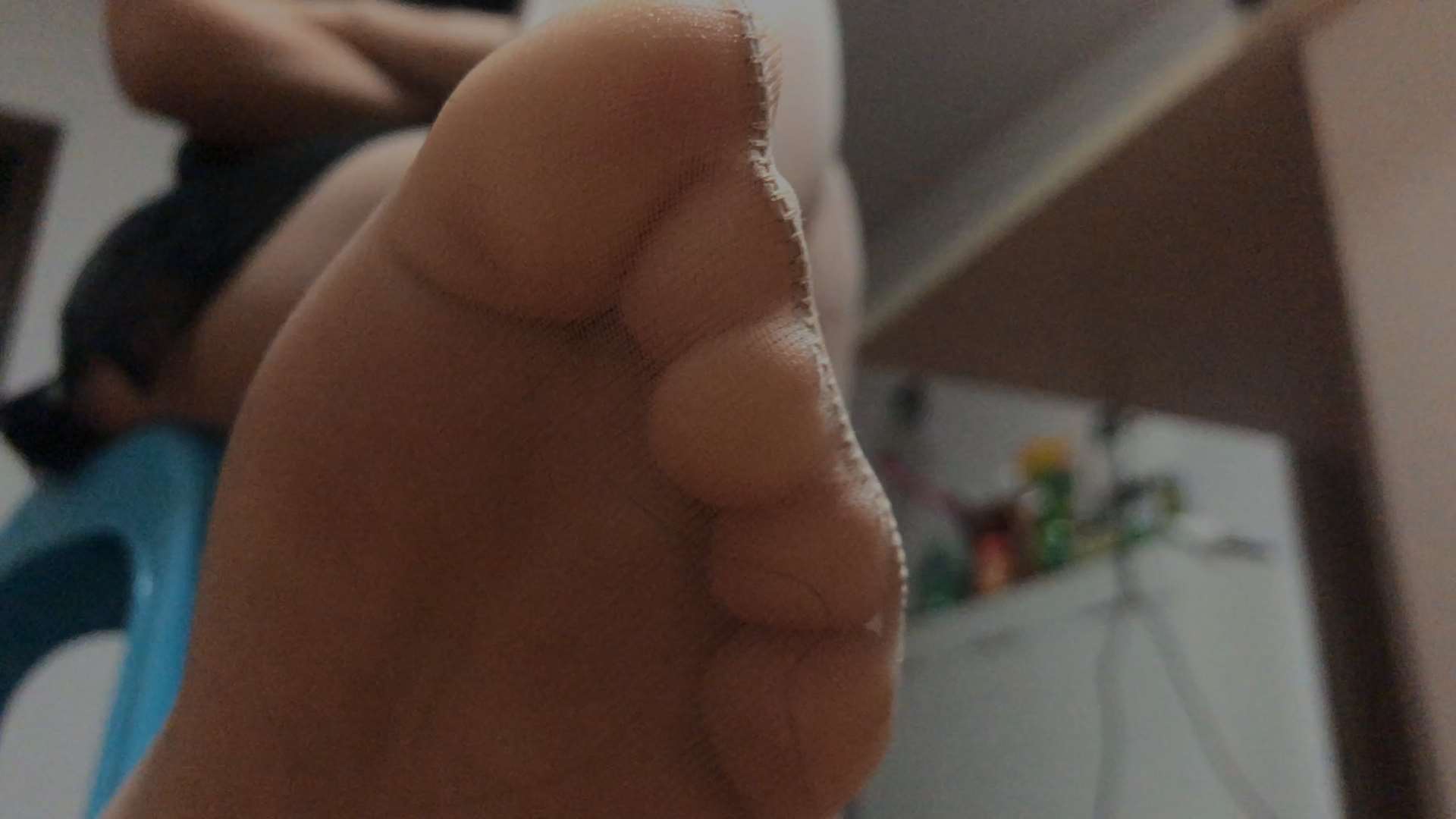 《[视频]船袜小兔丝足挑高跟》作品图