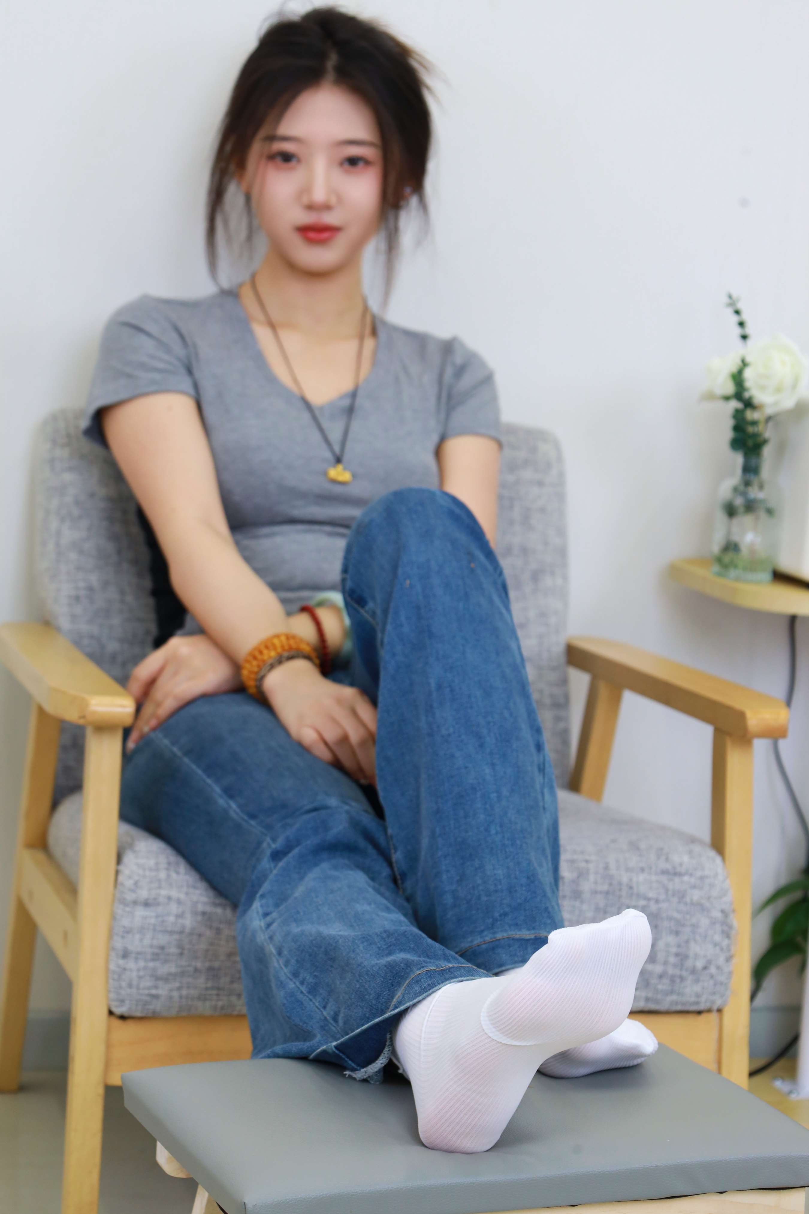 《子涵 棉袜、短肉丝、裸足》作品图