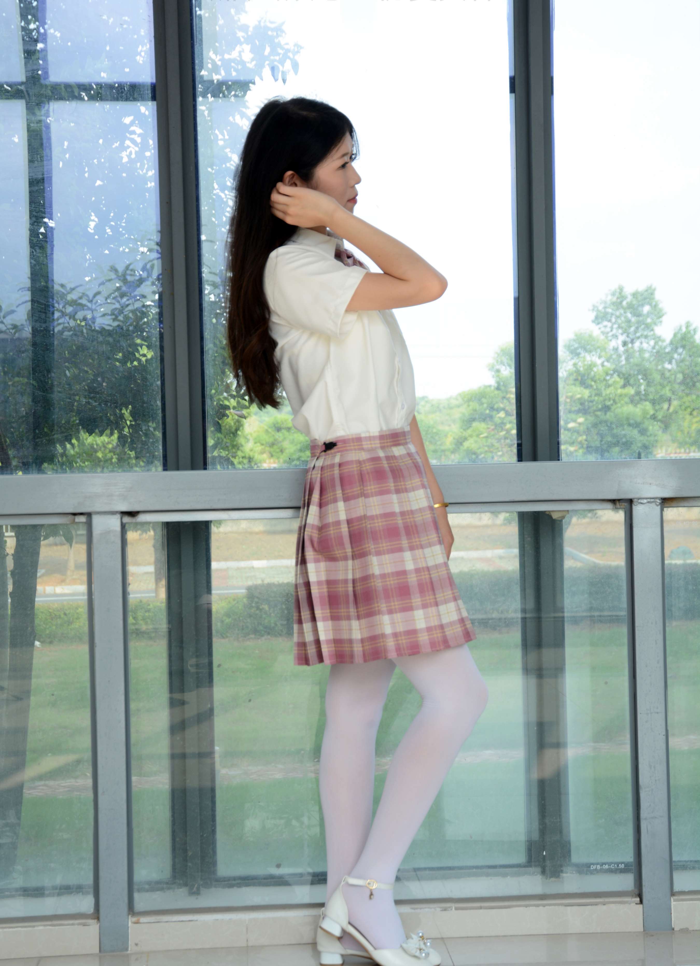 《清离 粉嫩娇艳》作品图