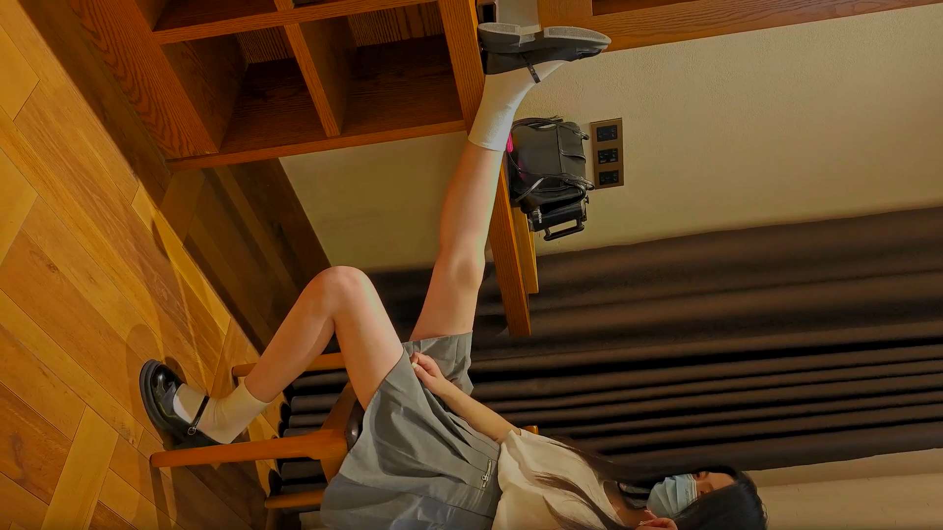 《[视频]酒店玩学生妹嫩脚》作品图