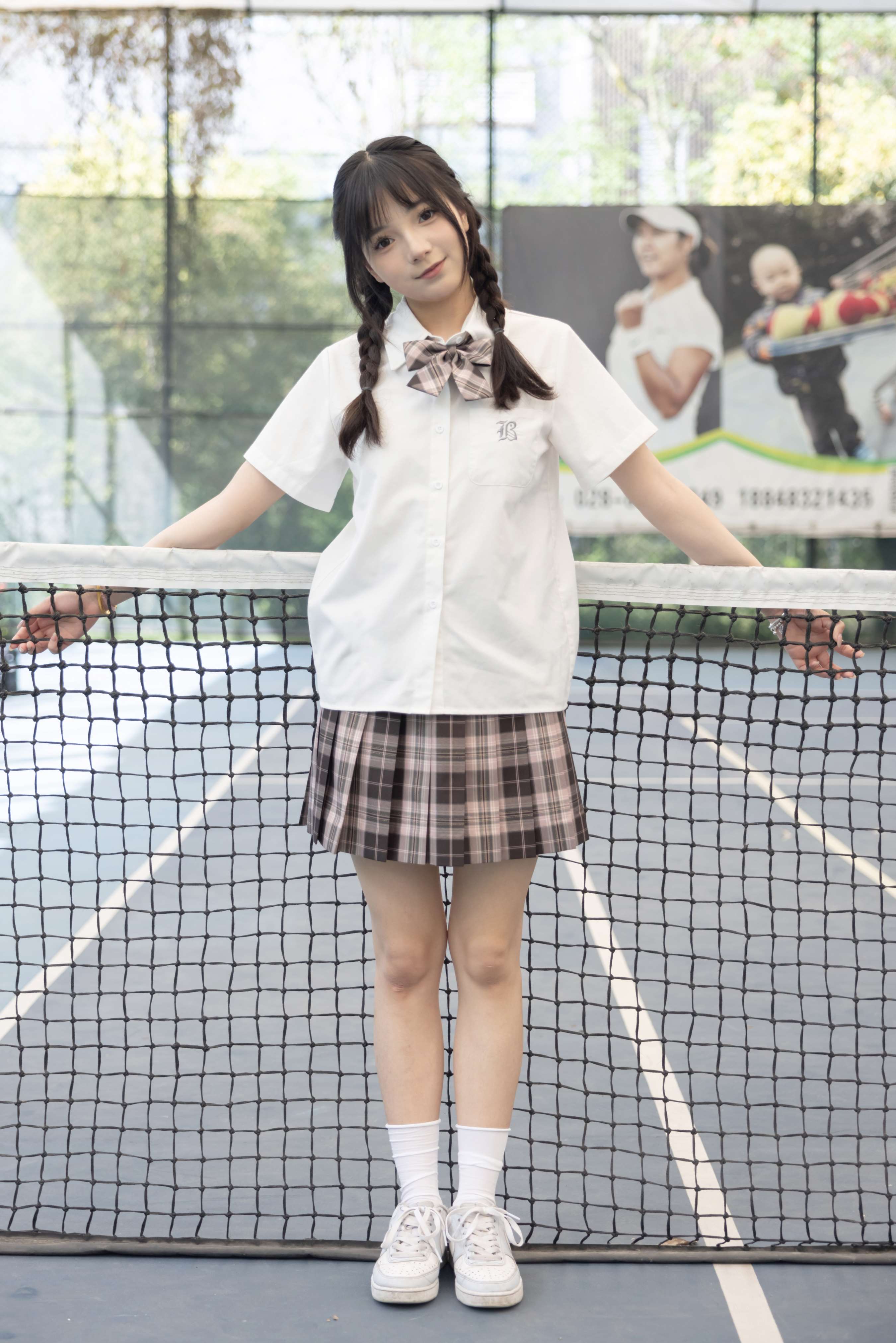 《天天 JK制服棉袜の嫩足》作品图