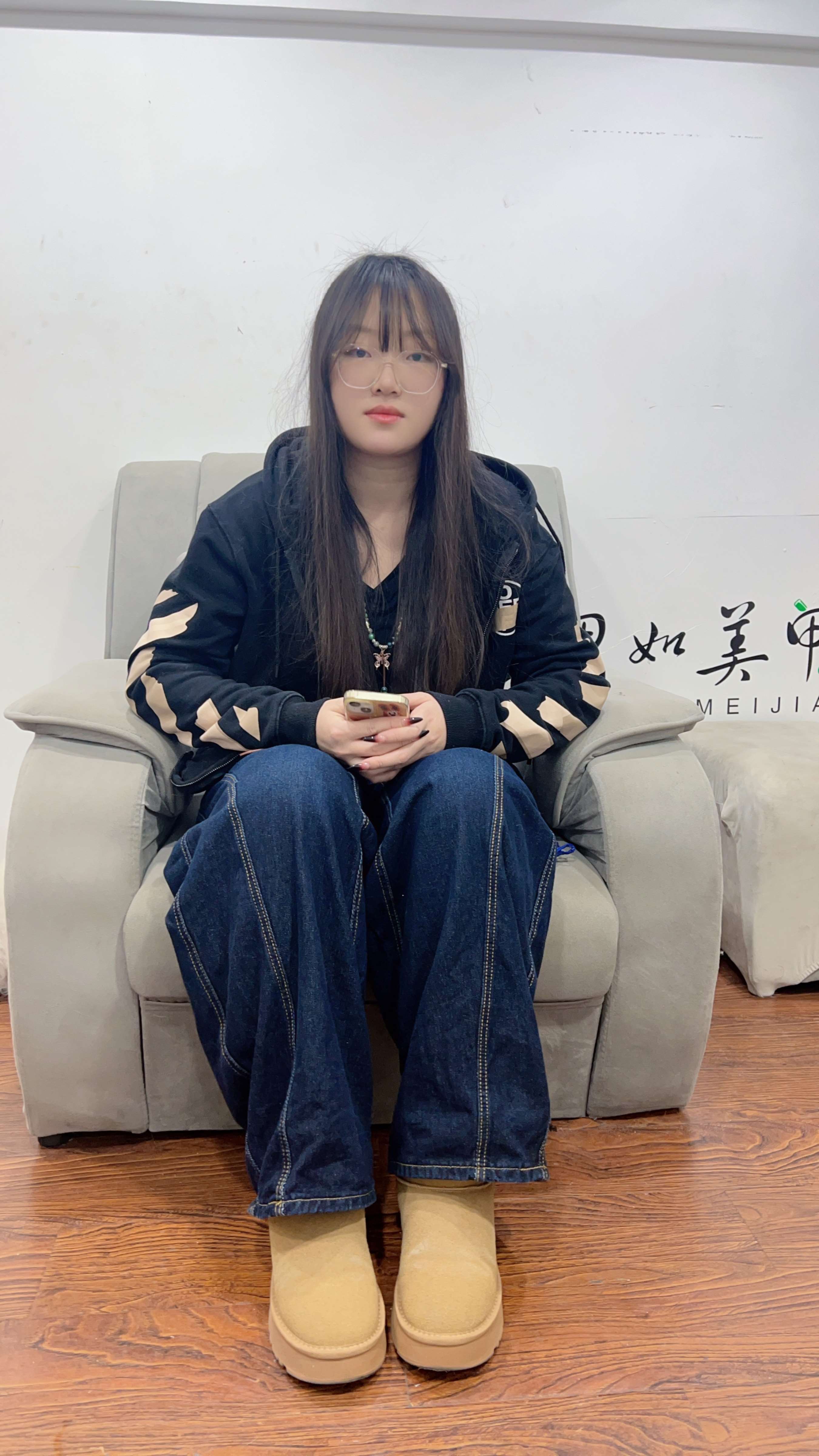 《两人赤足》作品图