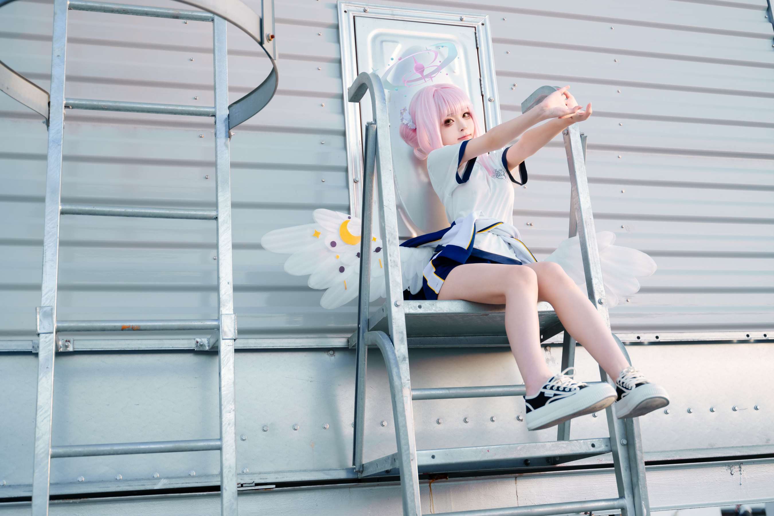 《矢量鱼 圣园未花》作品图