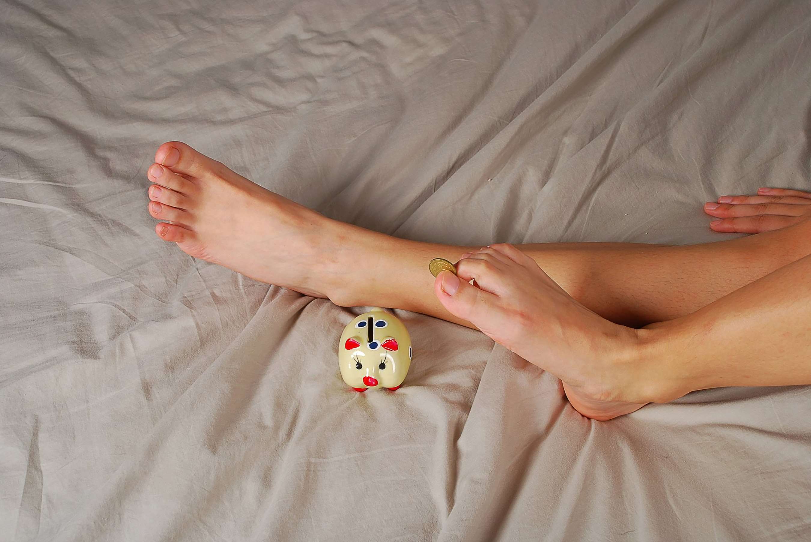 《Susie 嫩足玩物》作品图