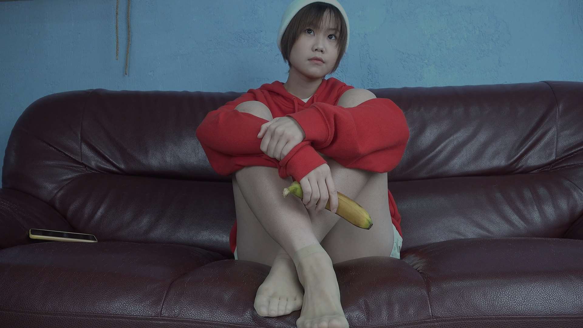 《[视频]小精灵莉莉肉丝美脚玩香蕉》作品图