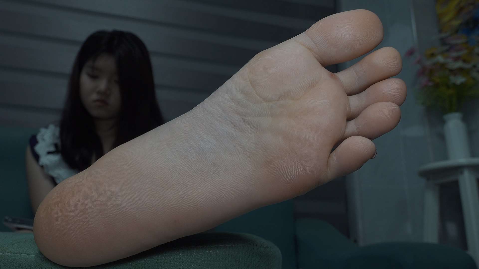 《[视频]芮芮展示美脚》作品图