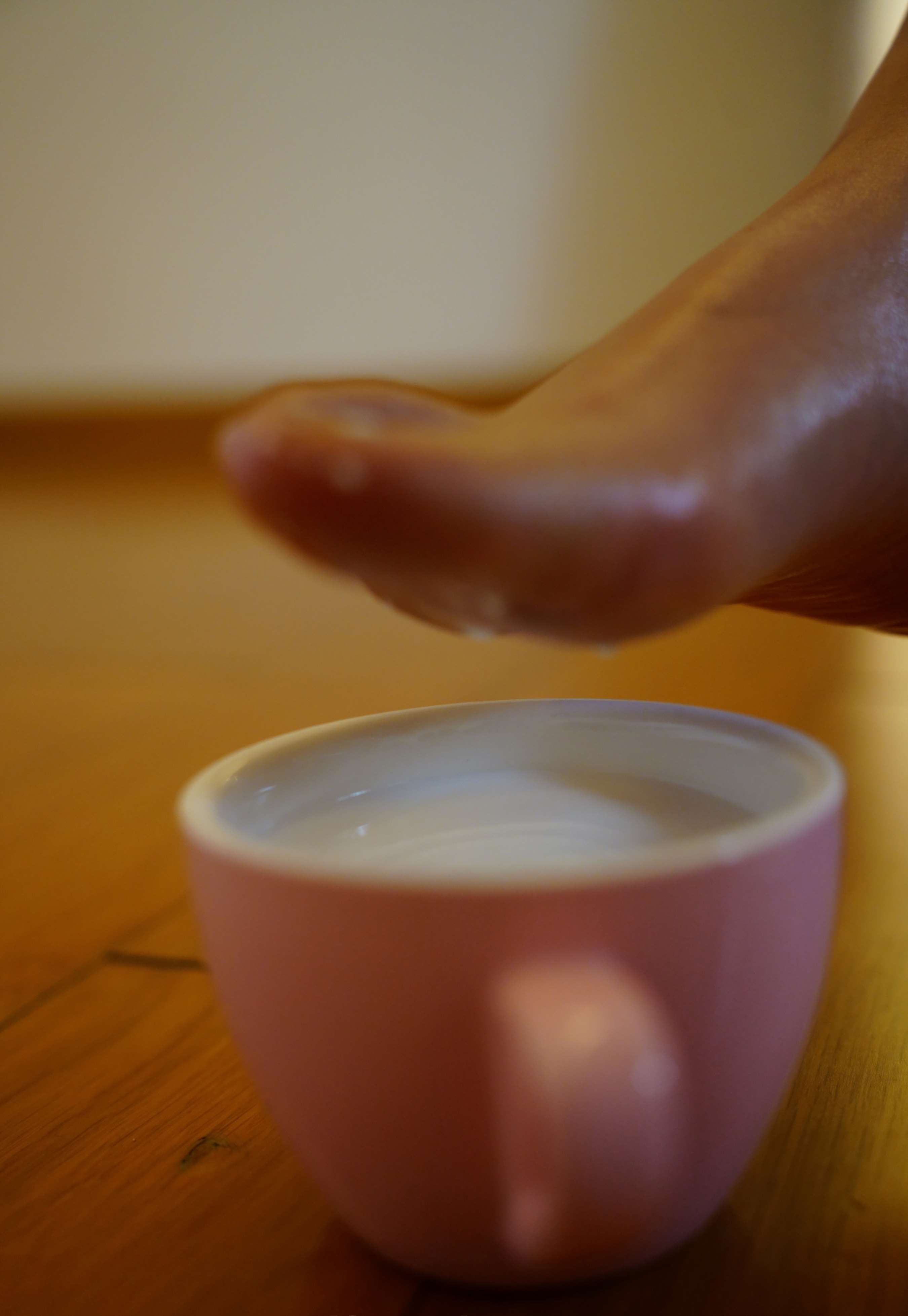 《小鱼 嫩足》作品图