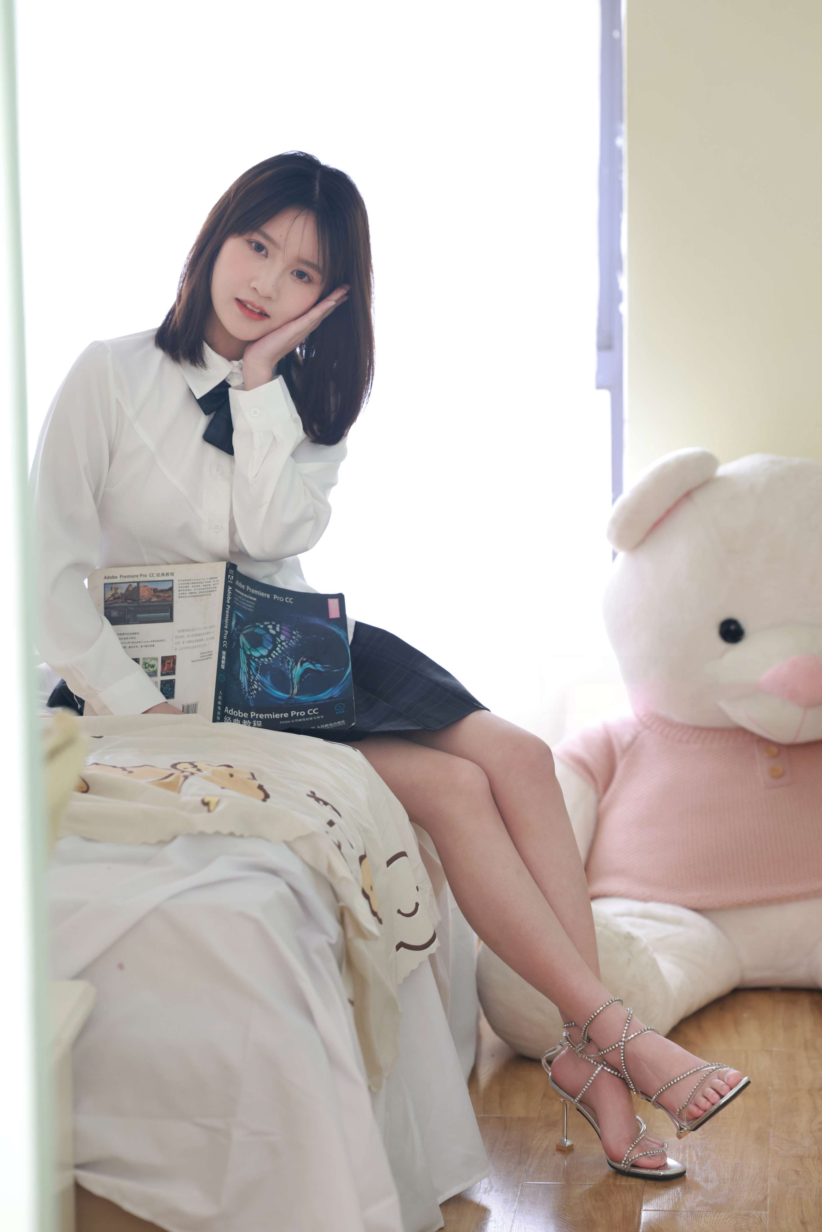 《小点心 JK制服秀足》作品图