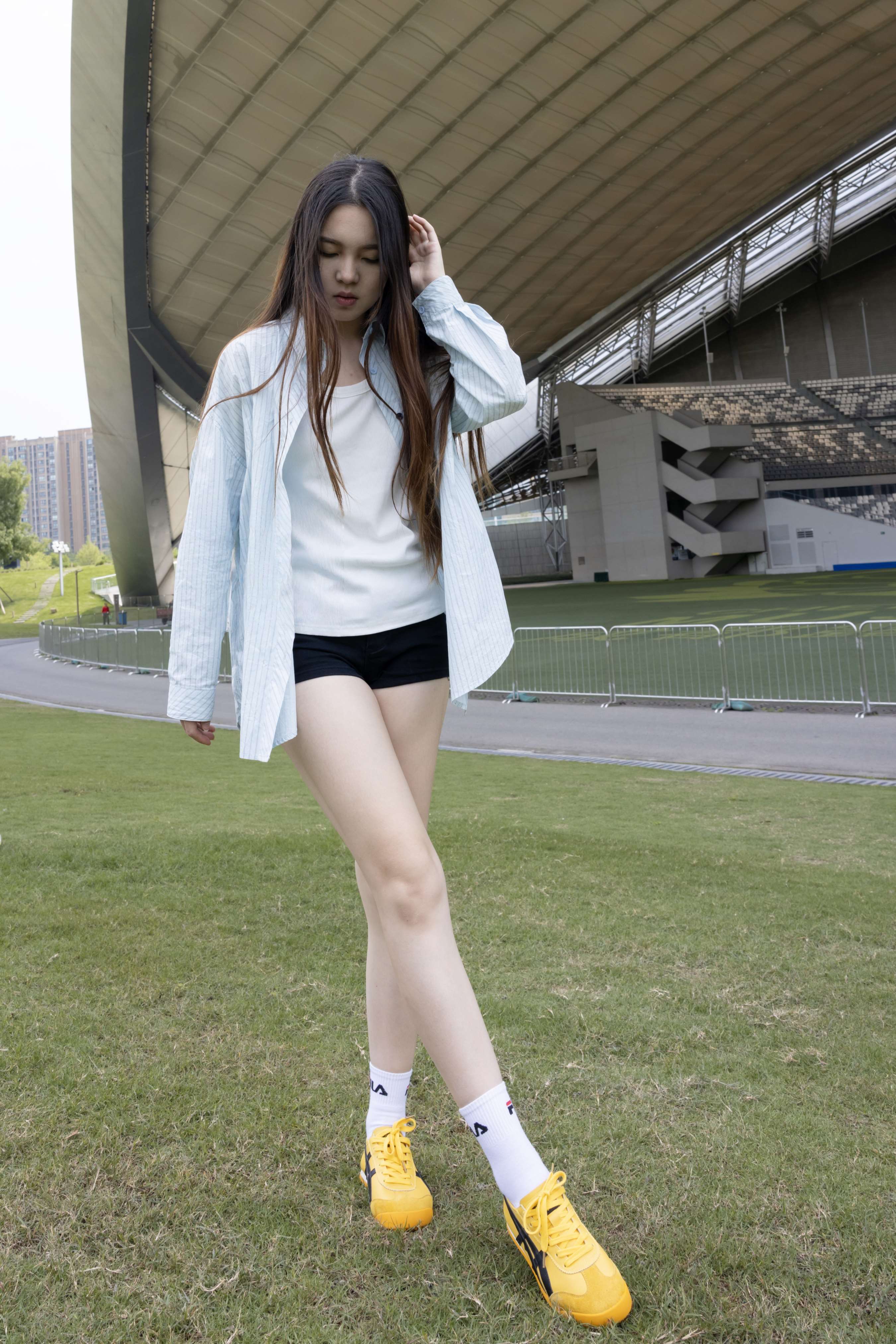 《金麦 体育馆秀足》作品图