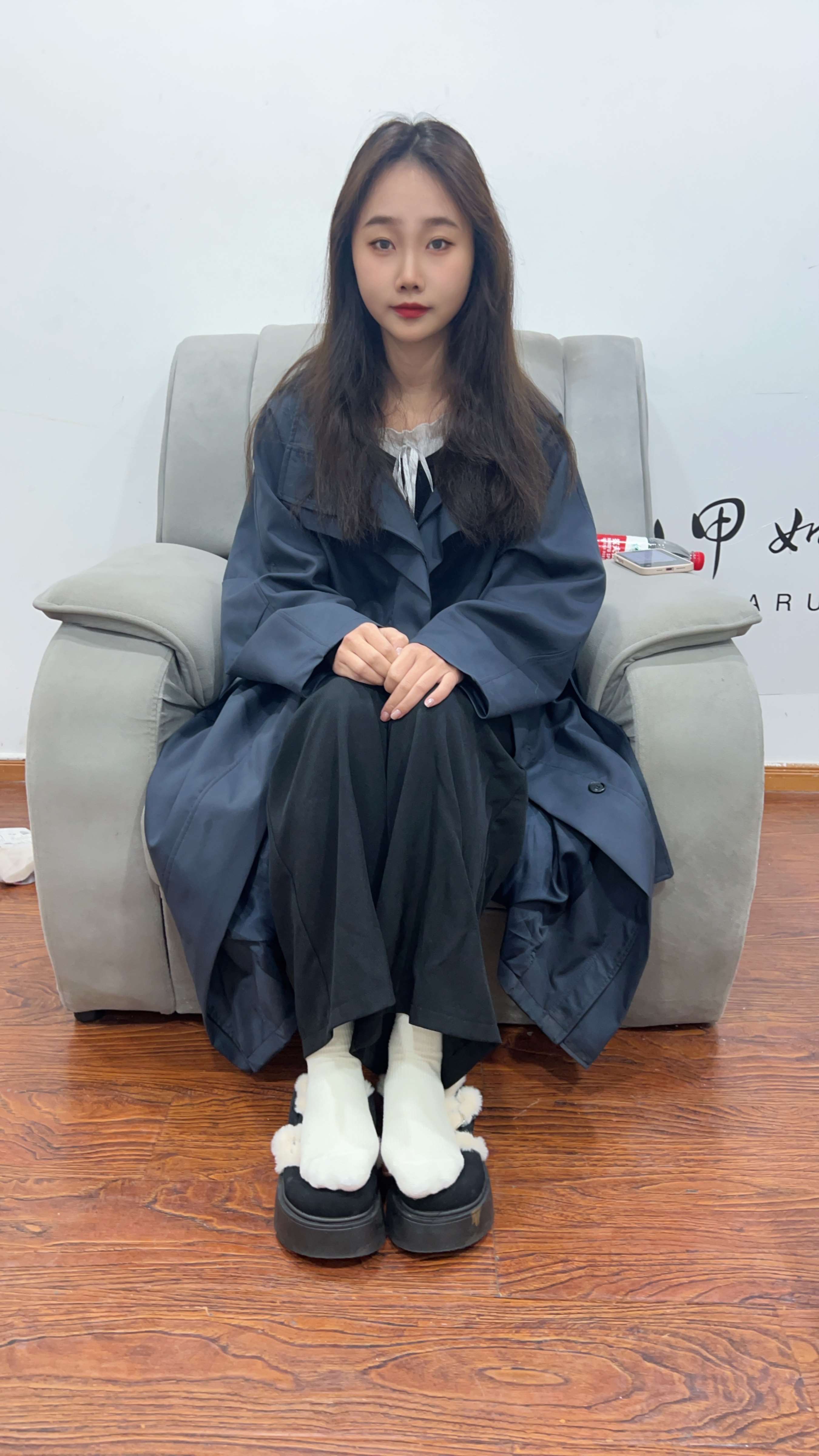 《小姐姐嫩足》作品图