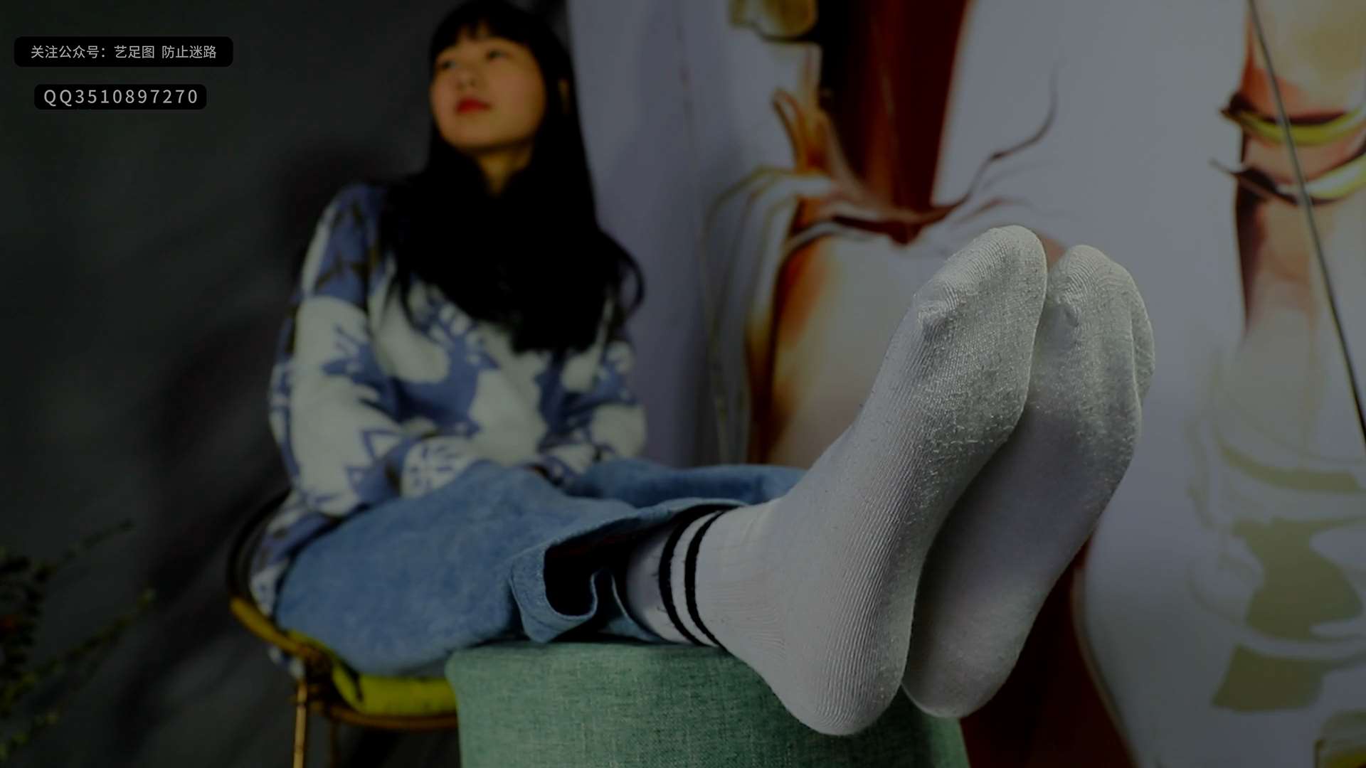 《[视频]小美女静儿原味美脚，脚型秀气性感》作品图