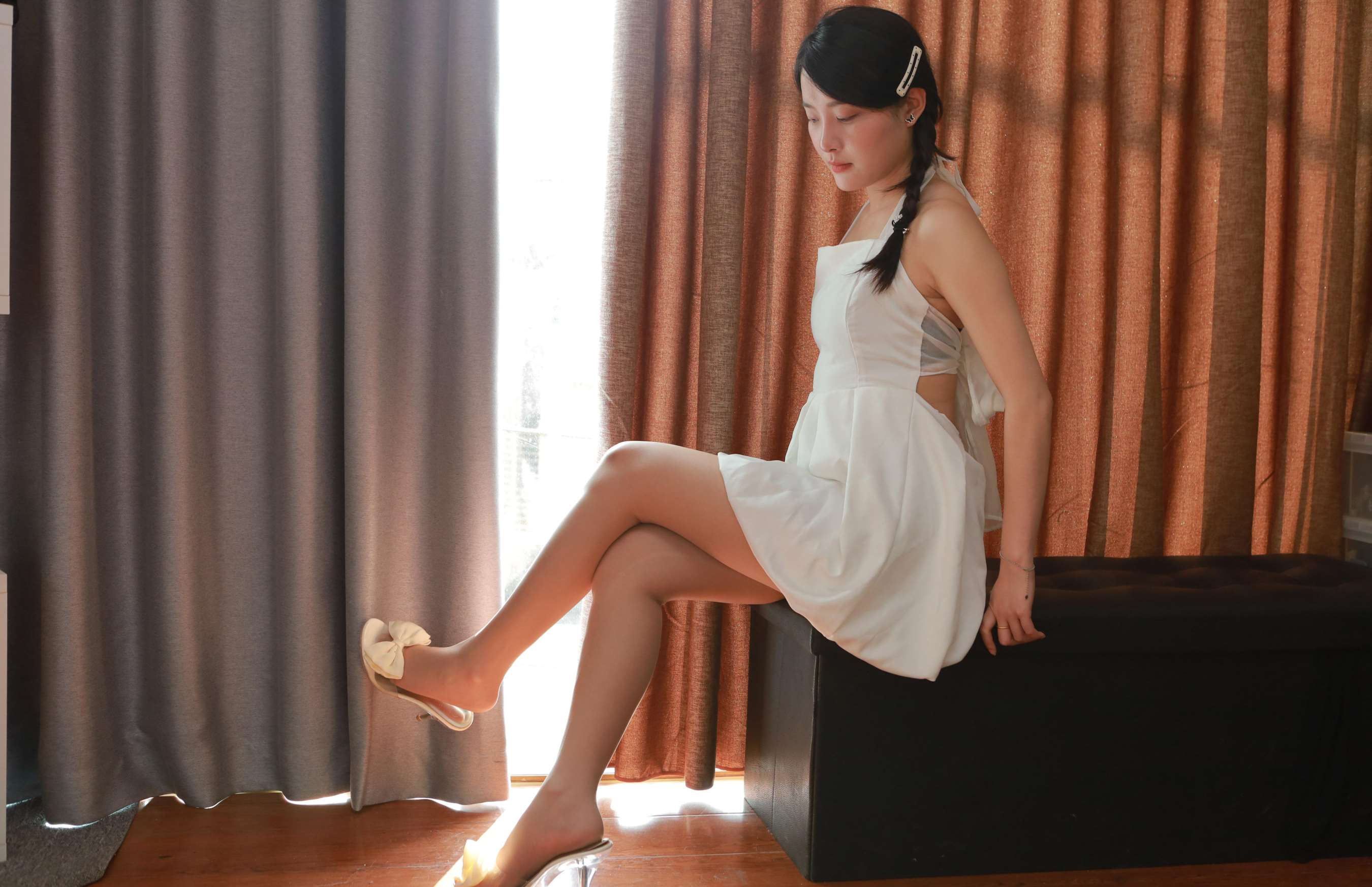 《婉萍 白色梦露》作品图