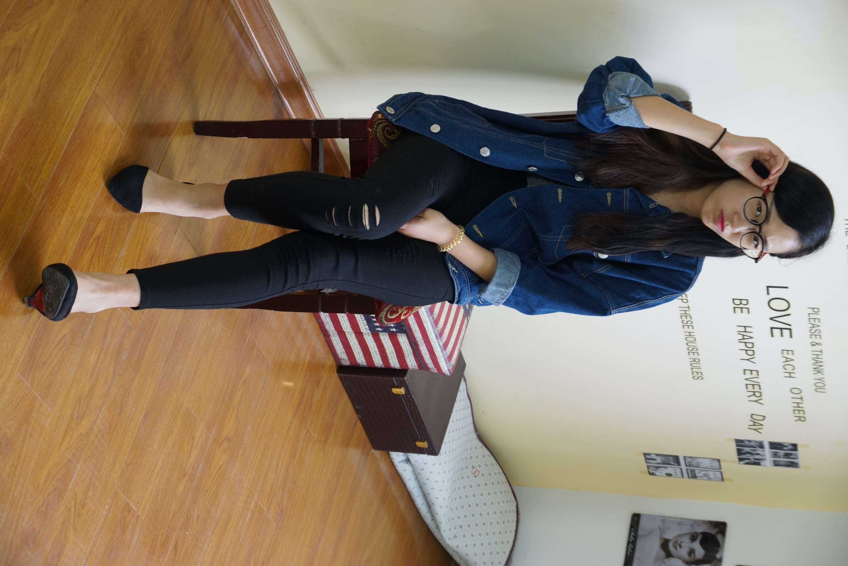 《度数太深看不清自己的脚型有多美》作品图