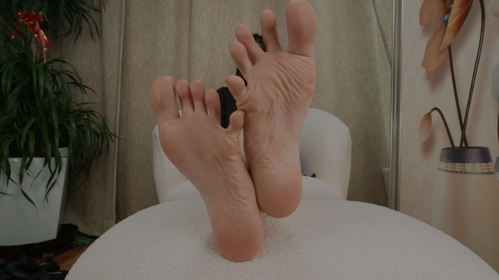 《[寄卖视频]A&F July绑带高跟凉鞋の嫩足》作品图