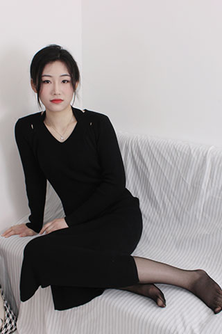 嘤嘤 高跟の黑丝