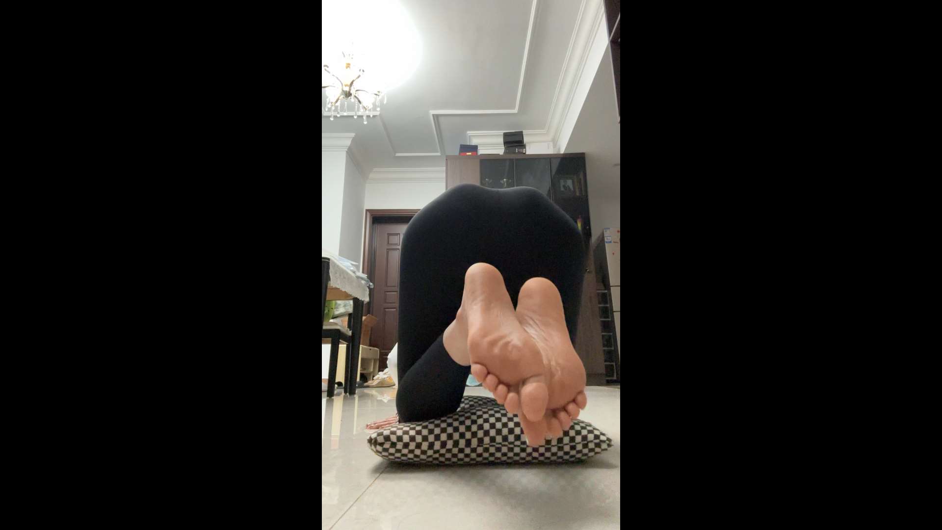 《[视频]孙圆圆-嫩足涂液》作品图