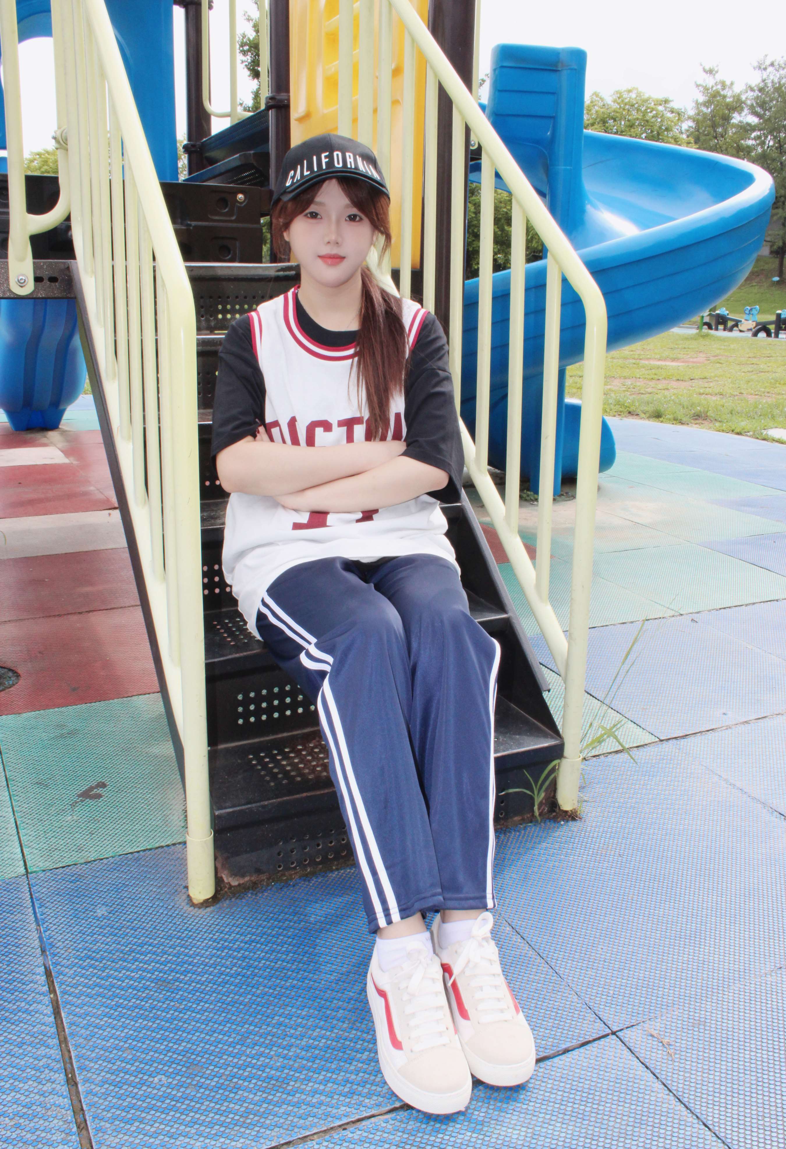 《小薯条人字拖の嫩足》作品图