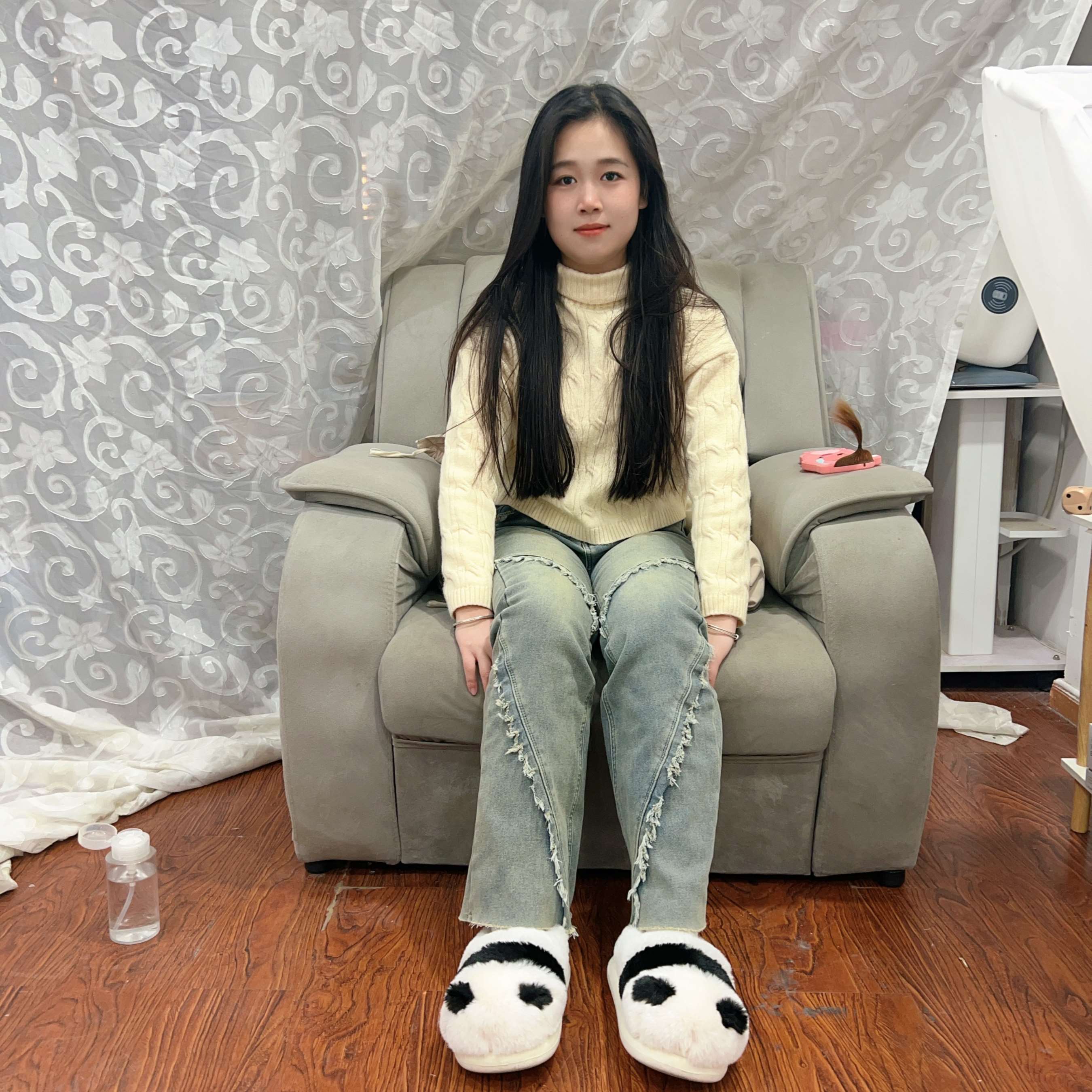 《小姐姐 嫩足美甲》作品图