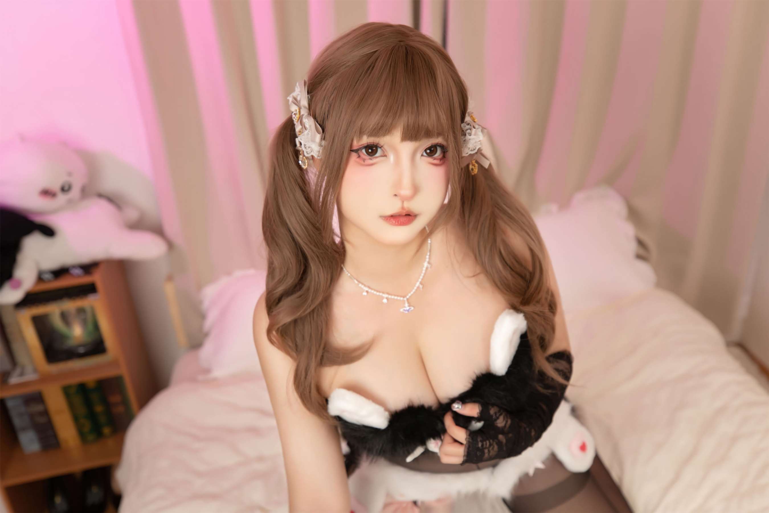 《腰丝双马尾》作品图