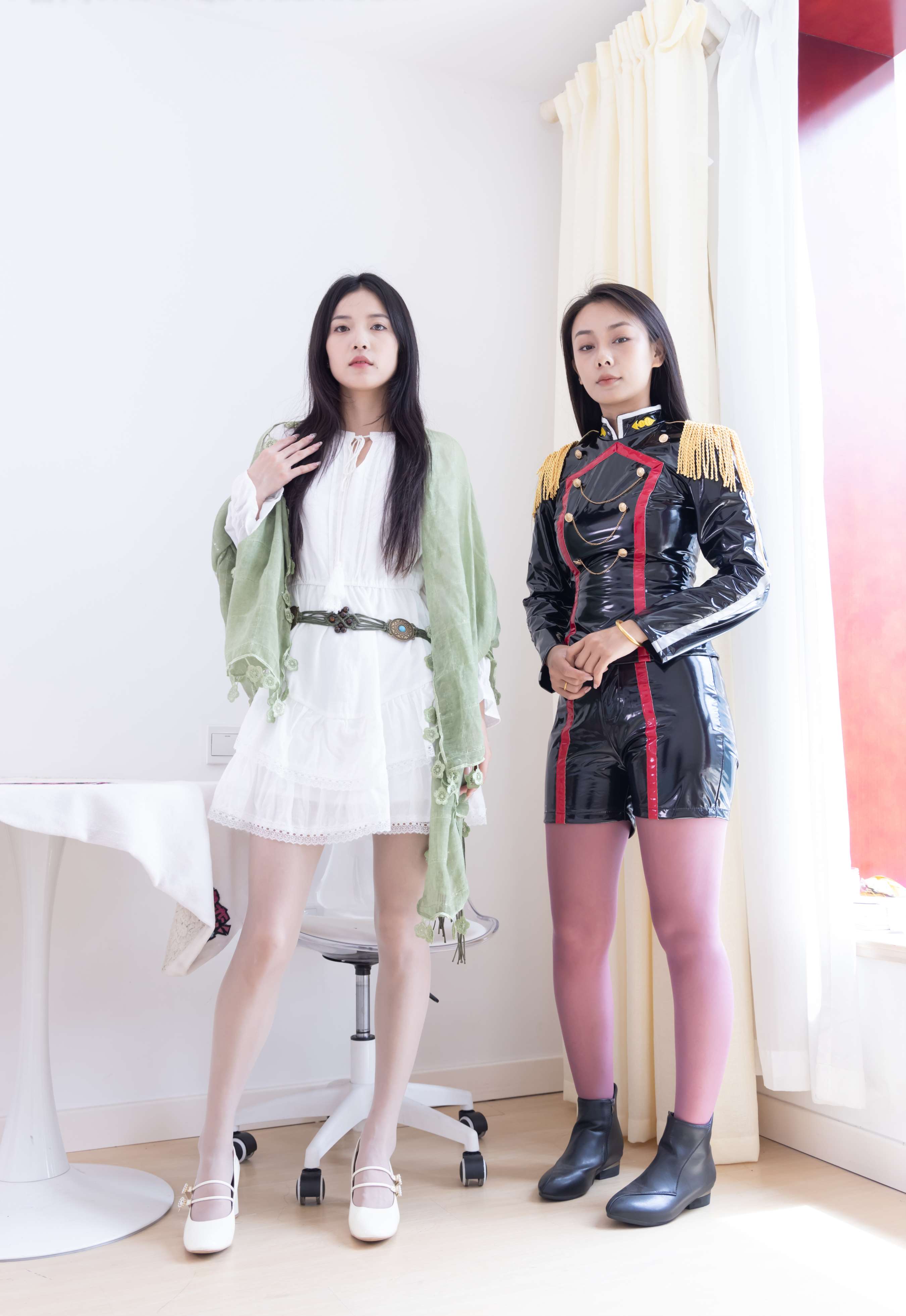 《茯苓&岚岚-丝脚互脚》作品图