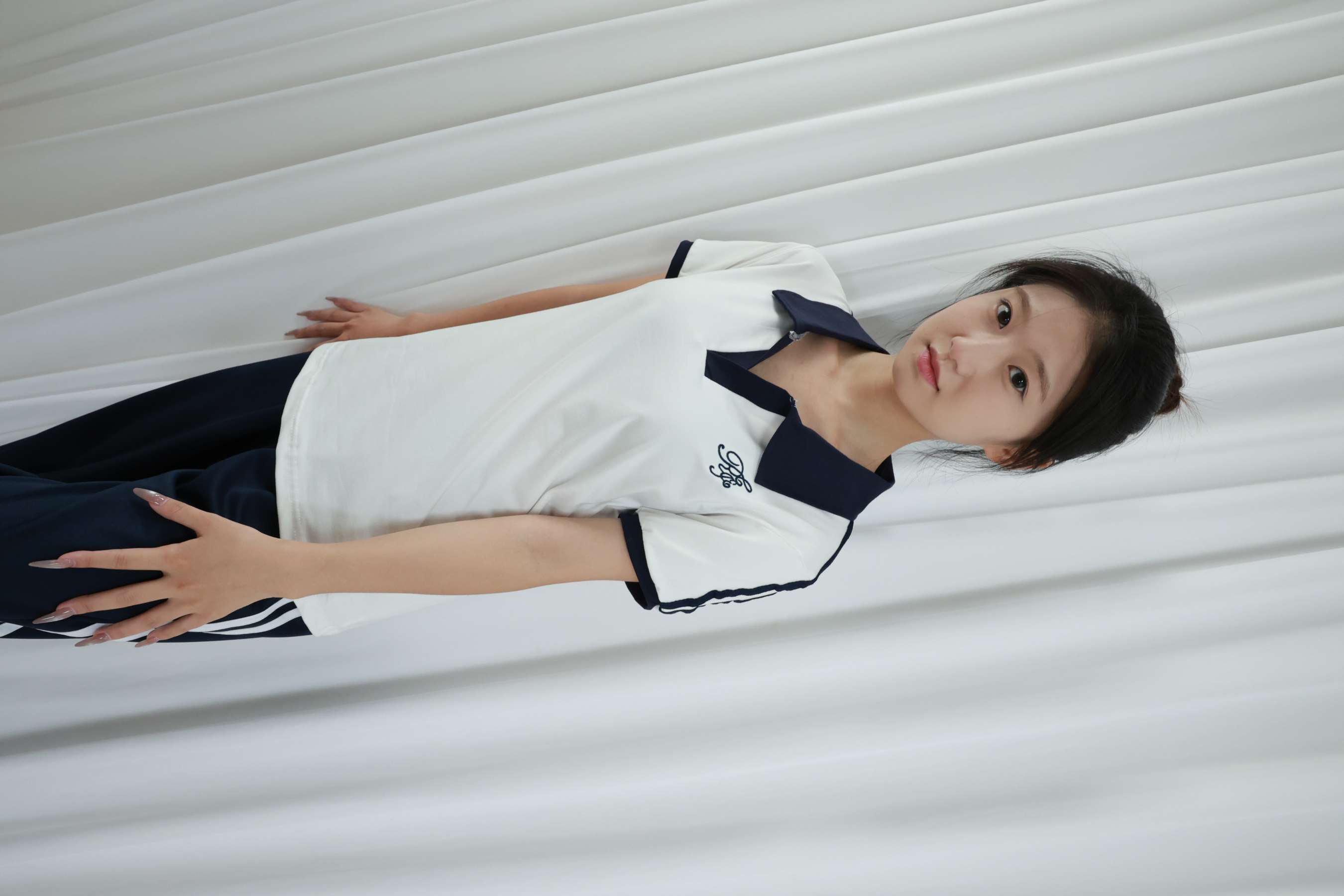 《小涵校服裤里丝》作品图