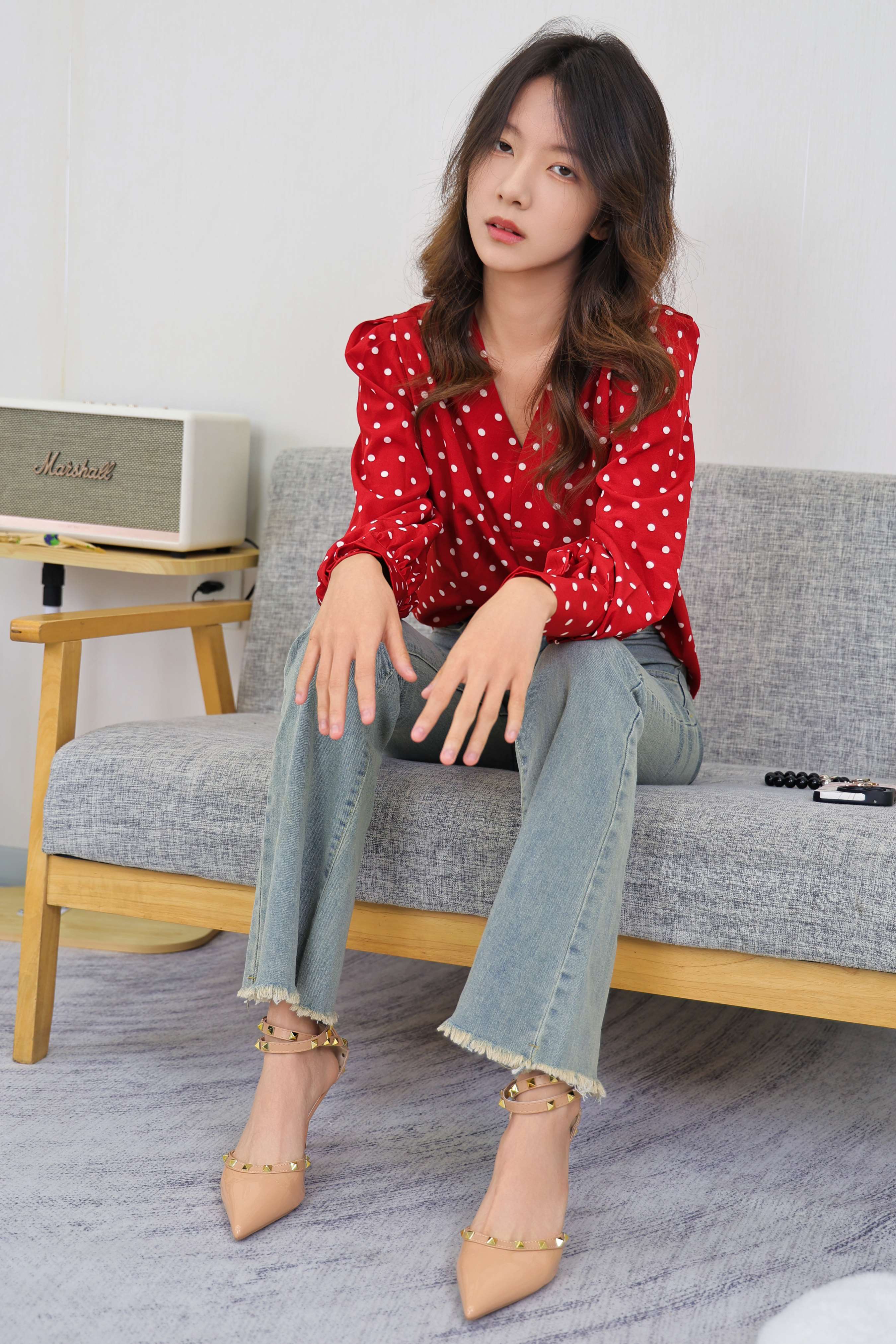 《淇淇 高跟の嫩足》作品图