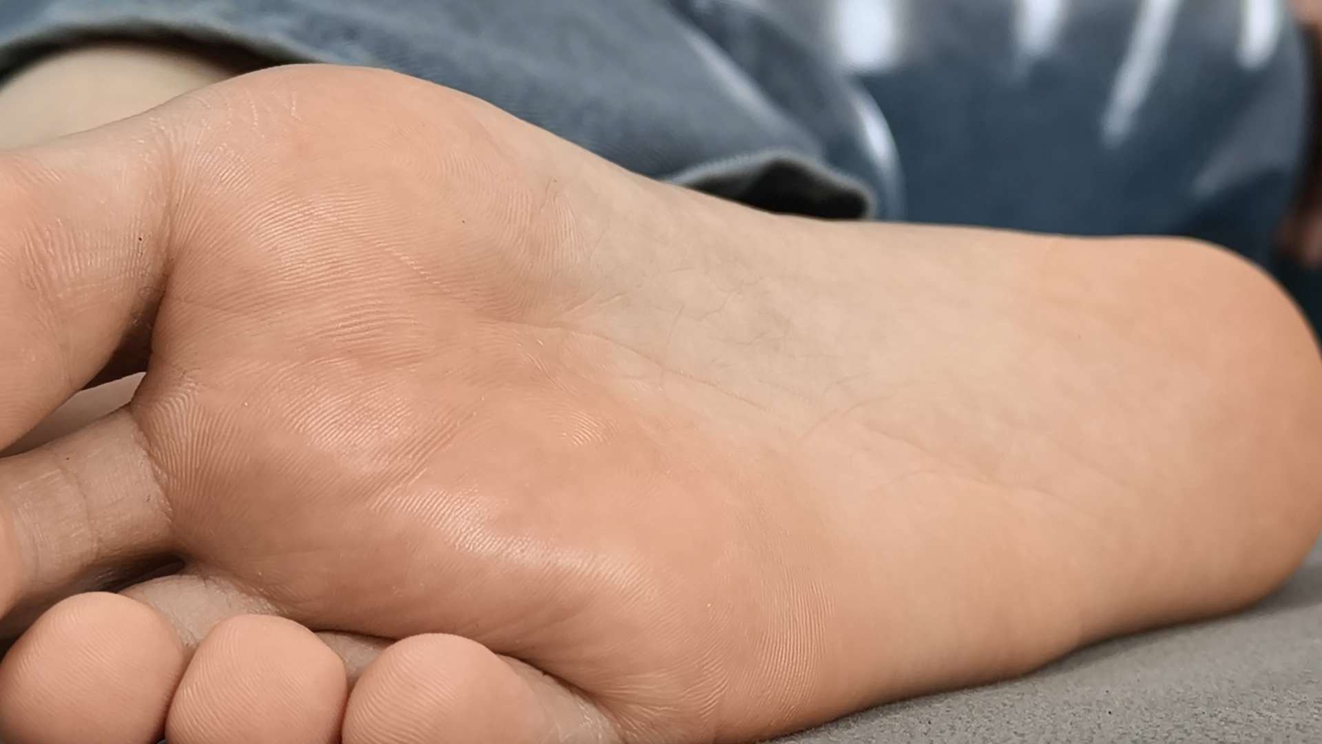 《[视频]蚂蚁角度观赏瑜瑜的美足》作品图