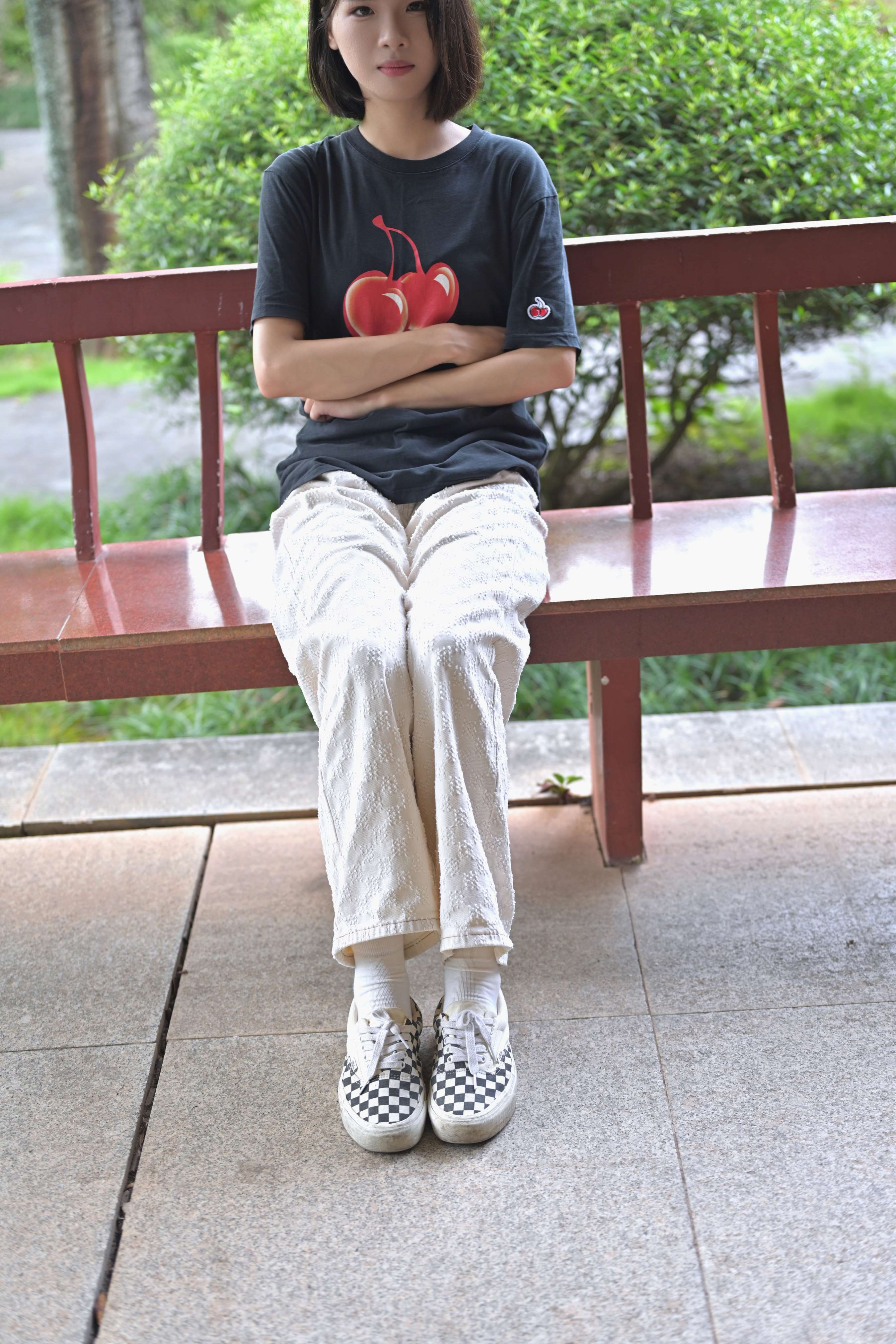 《小姐姐 白棉袜の嫩足》作品图