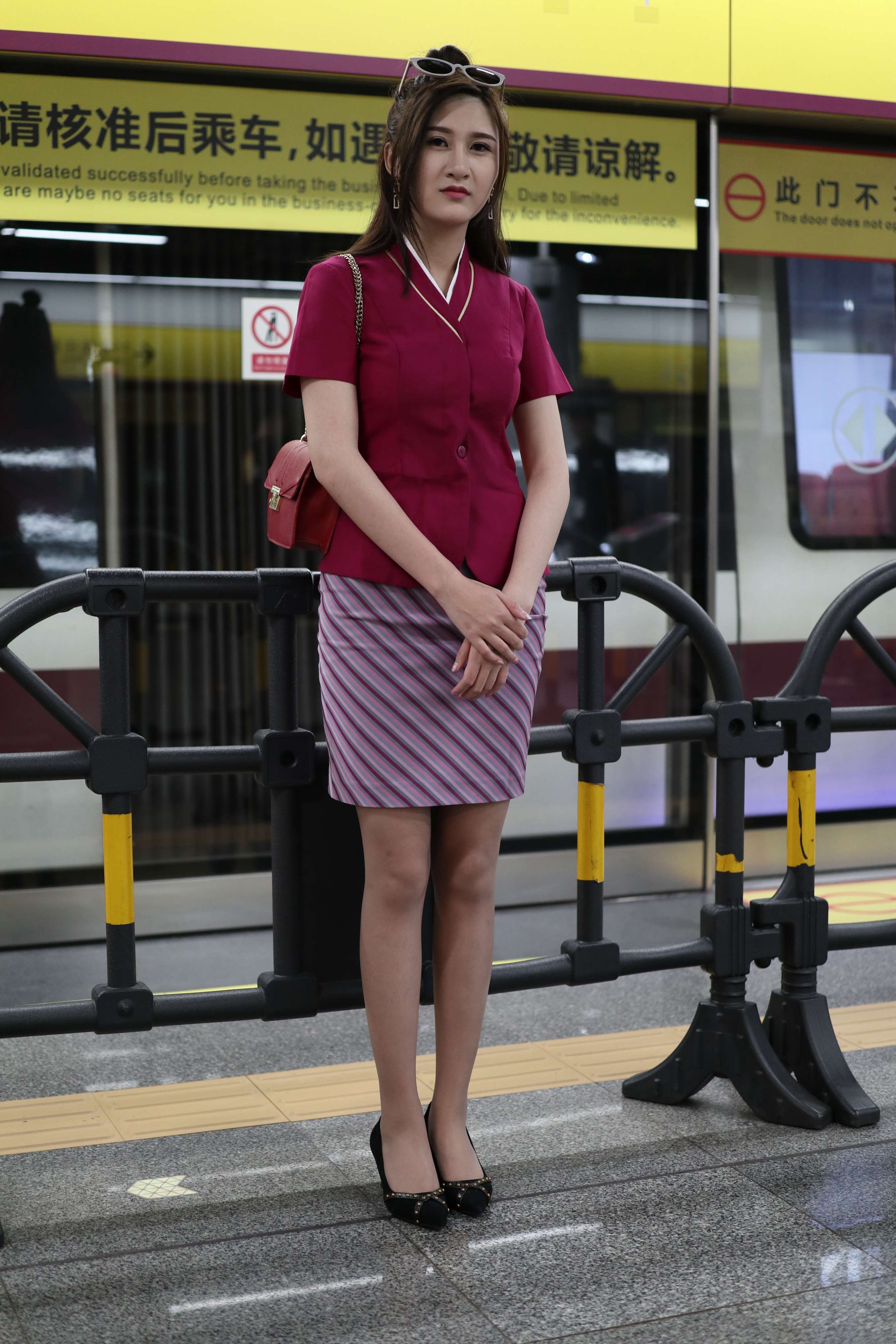 《空姐制服美女》作品图