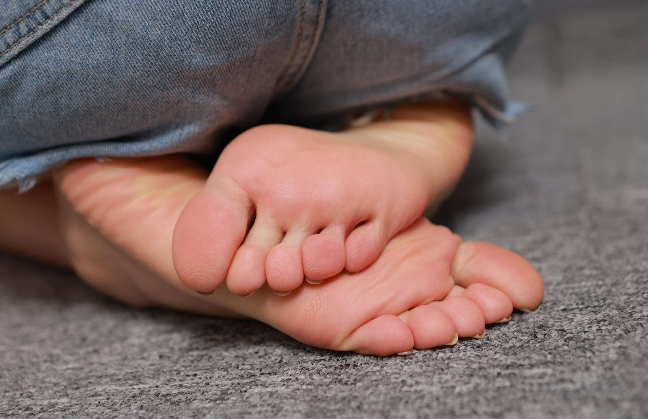 《小九 裸足特工》作品图