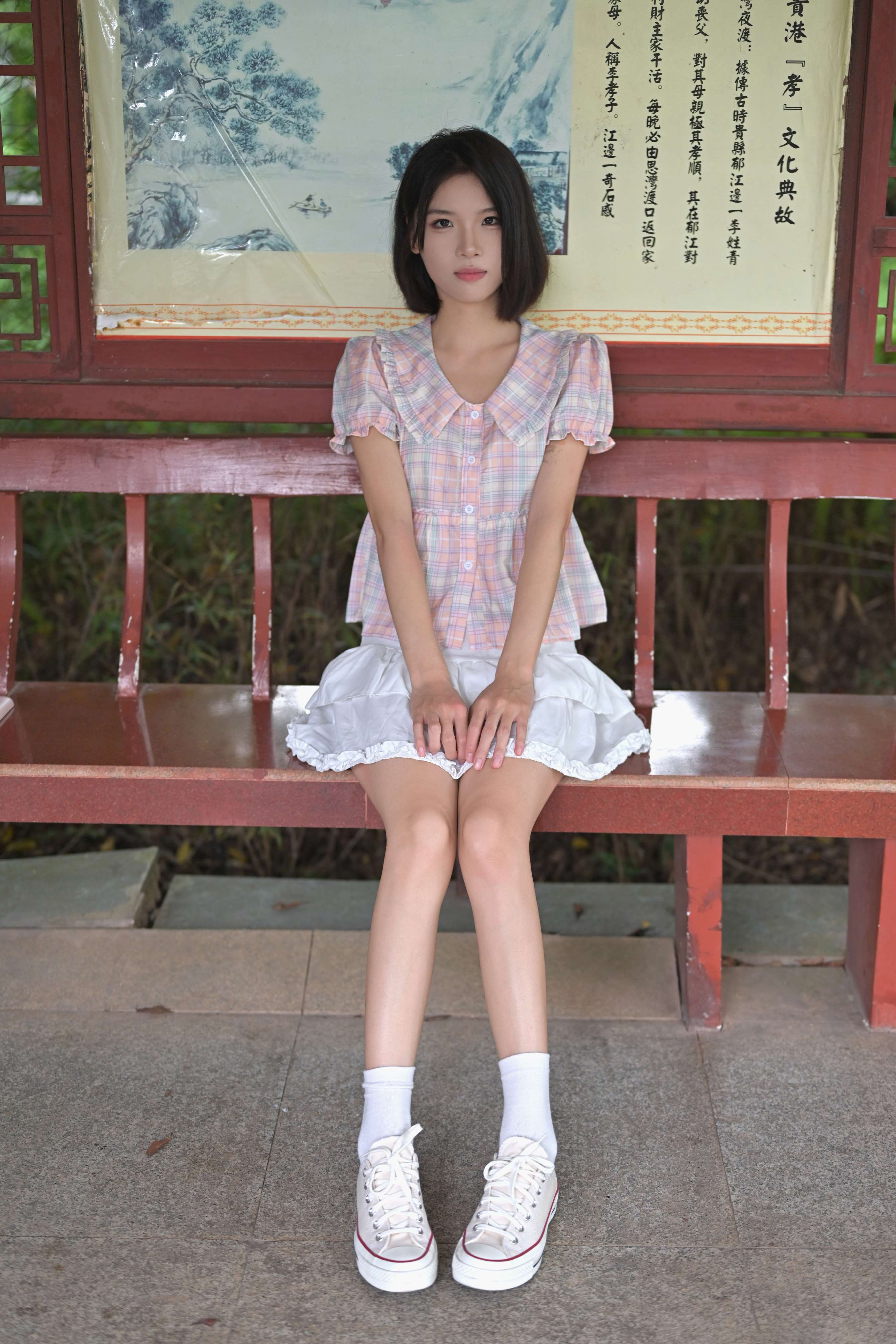 《小睿 平底鞋の棉袜、赤足》作品图