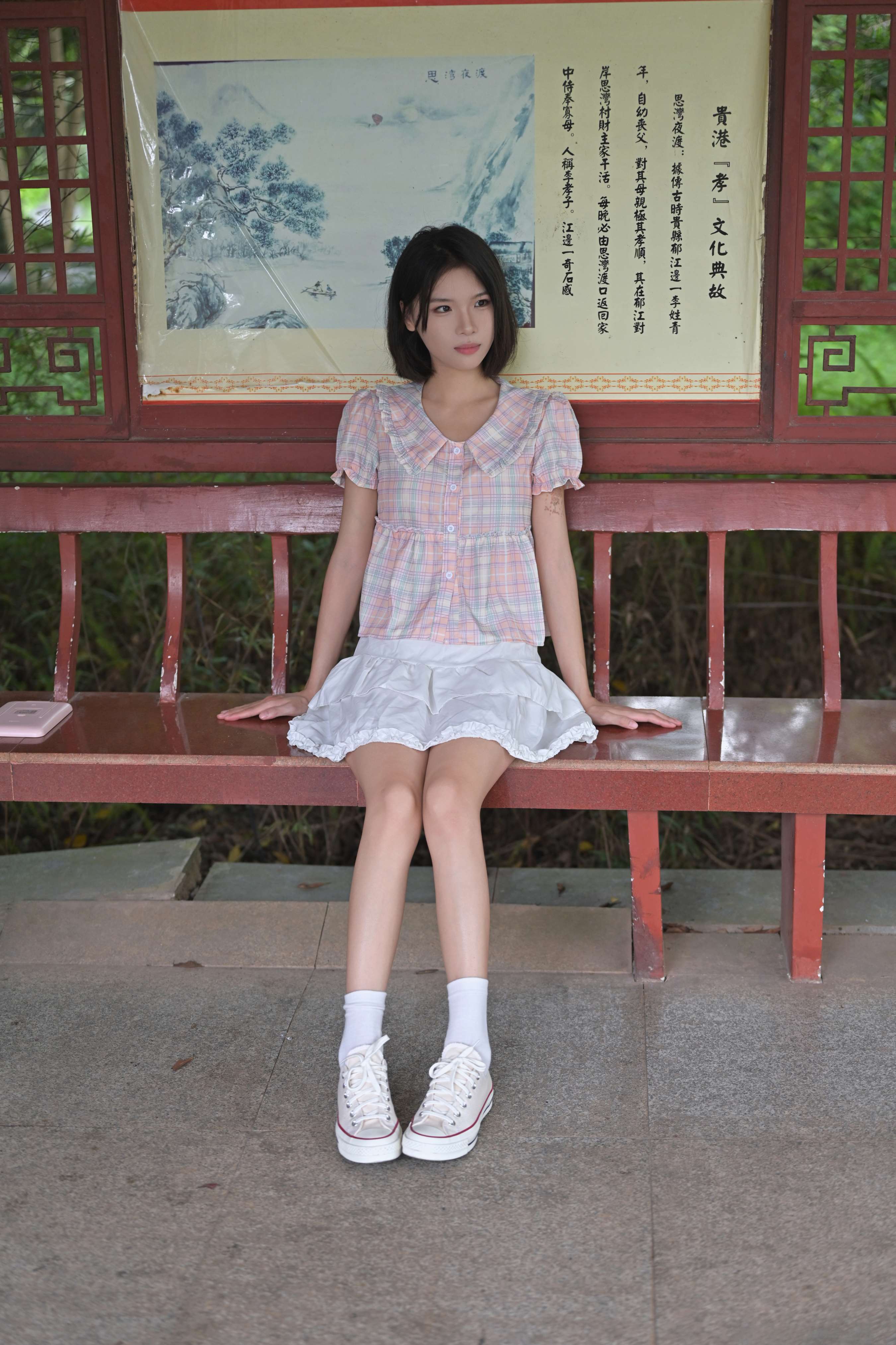 《小睿 平底鞋の棉袜、赤足》作品图