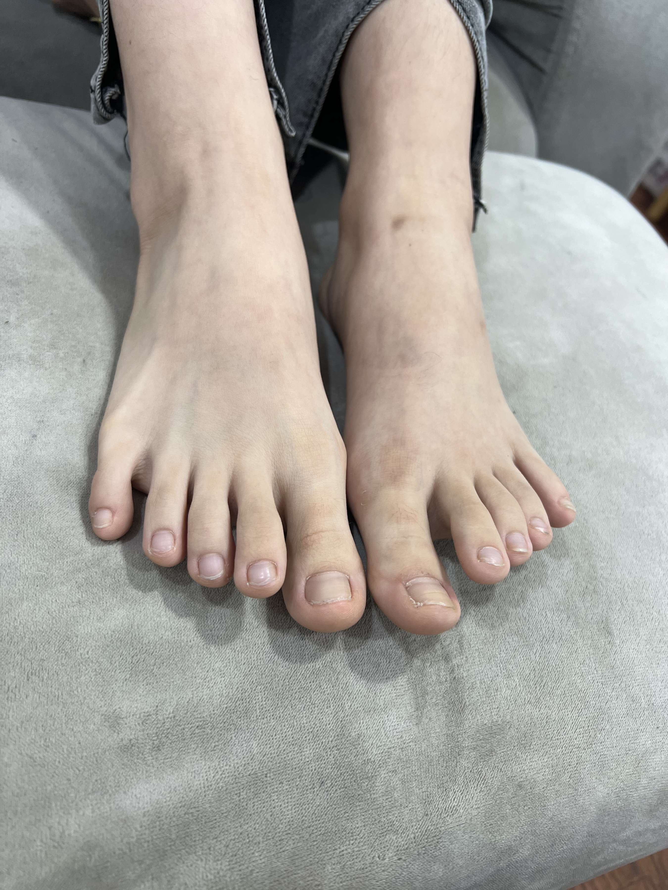 《甜美小姐姐-牛仔の嫩足》作品图