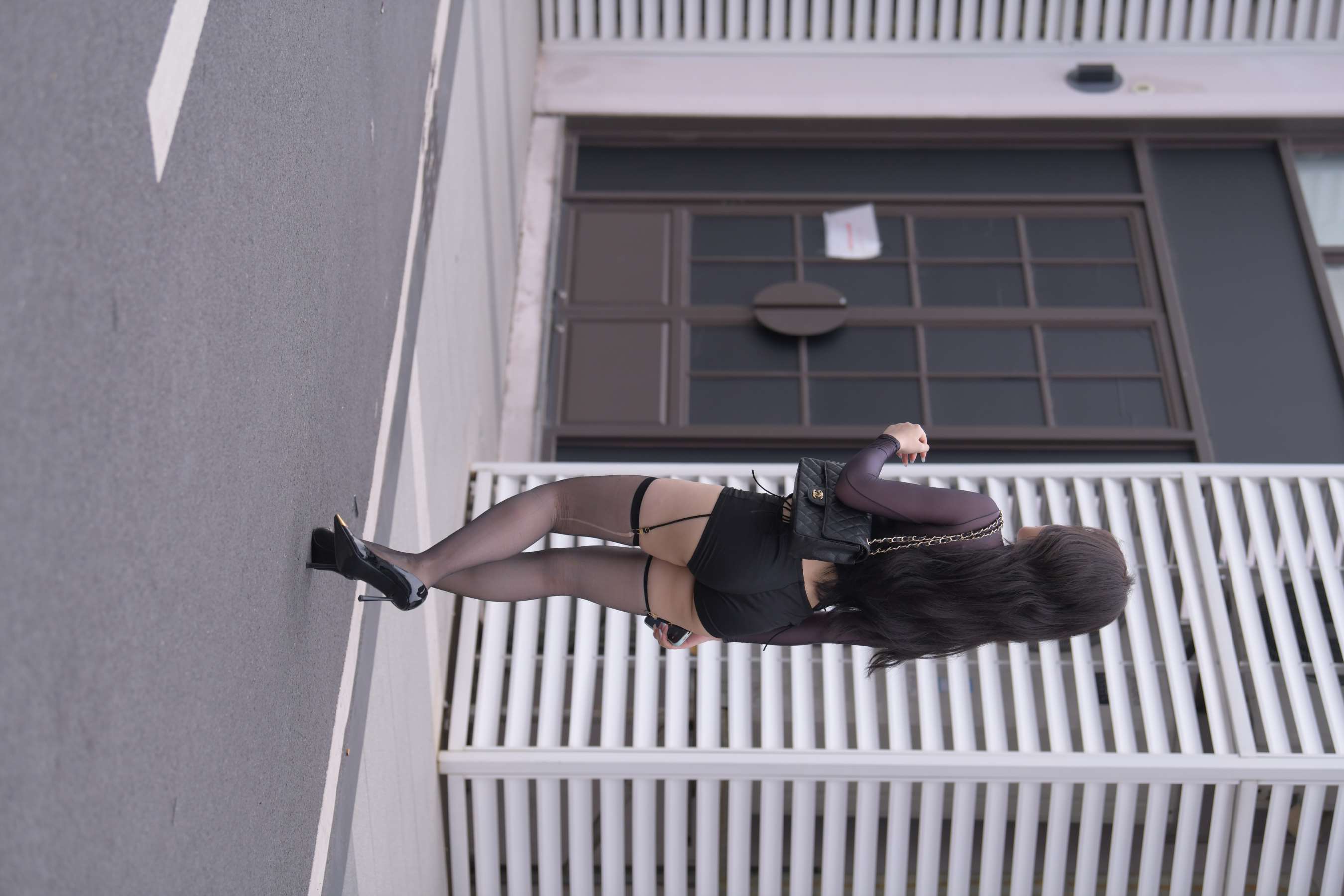 《妥协 下》作品图