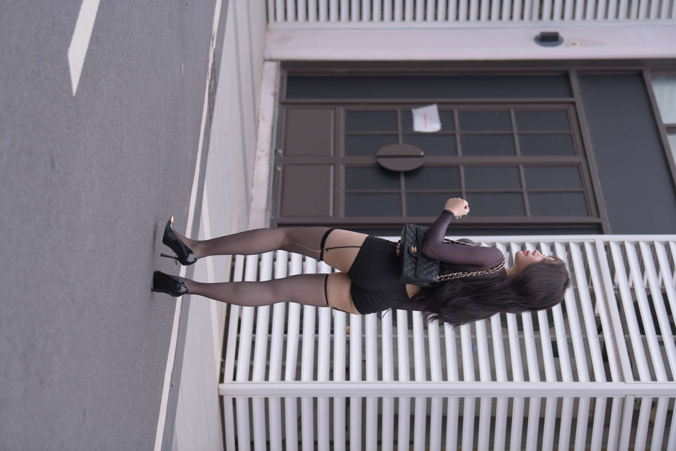 《妥协 下》作品图