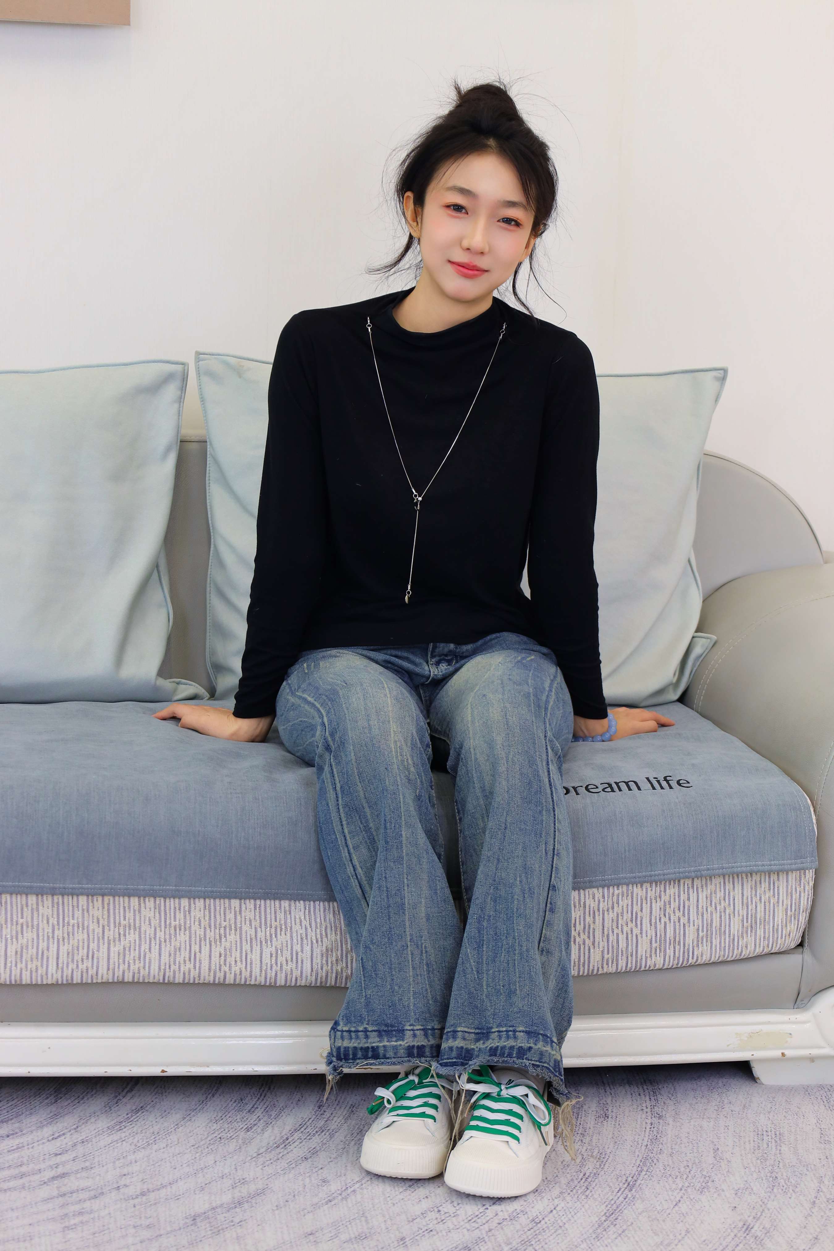 《稻芽儿-牛仔の棉袜、赤足》作品图